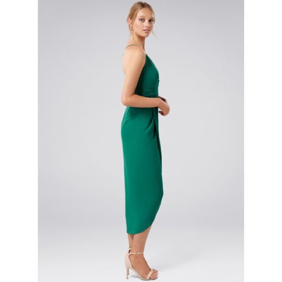 Forever New Green Solid Sheath Dress - Picture 5 of 7